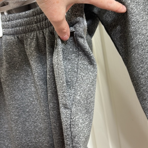 Gray Champion sweatsuit set hoodie and elastic waist pants w/ pockets size 7/8 - Picture 3 of 5
